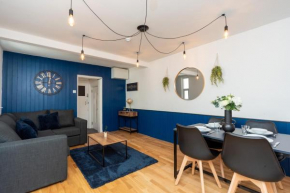 Coastal Modern One Bedroom Apartment
